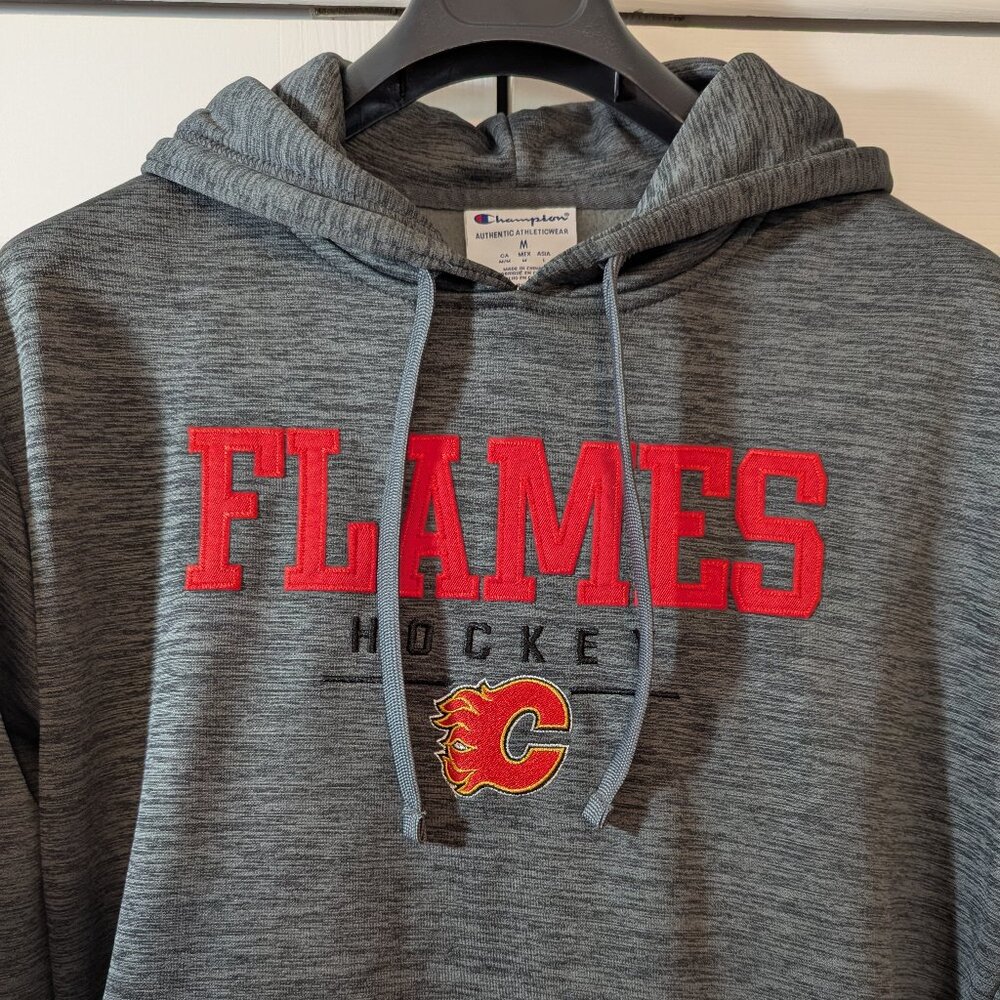Champion NHL Calgary Flames Hoodie - Authentic Athleticwear - Size M